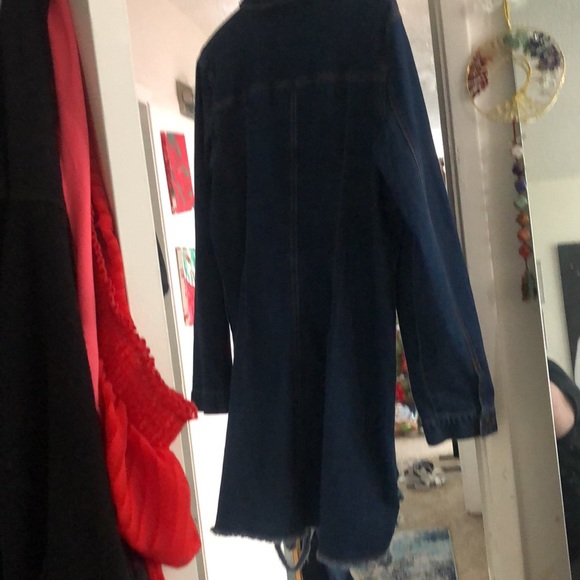Fashion nova size 2X jean button up the front dress with tear in the thigh area - Picture 6 of 6